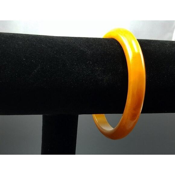 Vintage Lucite Butterscotch Bangle Bracelet, 1950s, - Picture 2 of 10